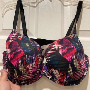 Victoria’s Secret bra, 36 DD, EUC